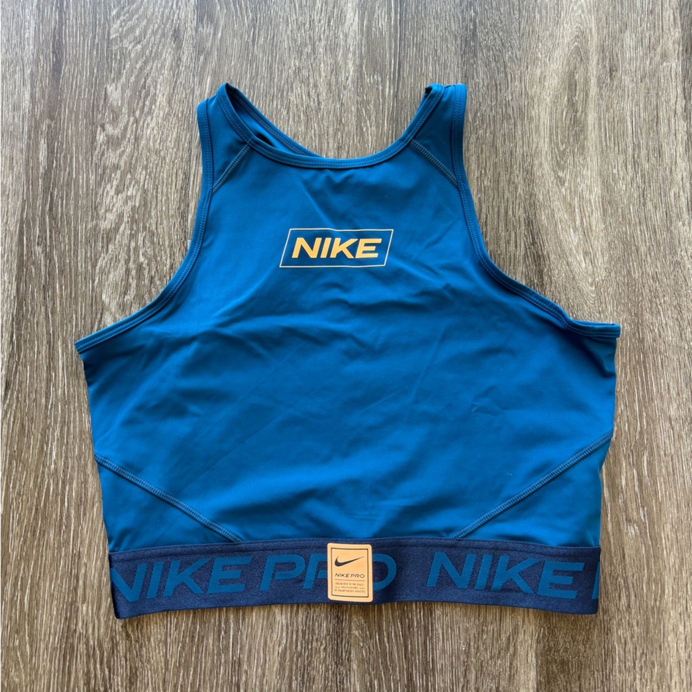 Nike Pro Cropped Tank Top
